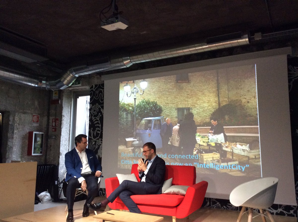 Luce intelligente: Consumo energetico -76% @PhilipsLights @PhilipsLights @PhilipsLightES #SmartCities #humandatadriven