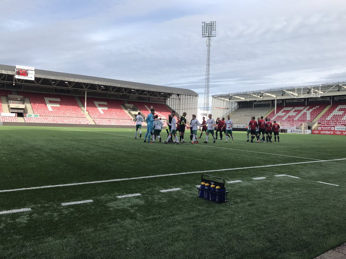 TTIFFOTBALL's tweet photo. Kråkerøy II - TTIF. Siste borte match for våren. @kunstgress noen stalltips https://t.co/XWdW3Rfmim