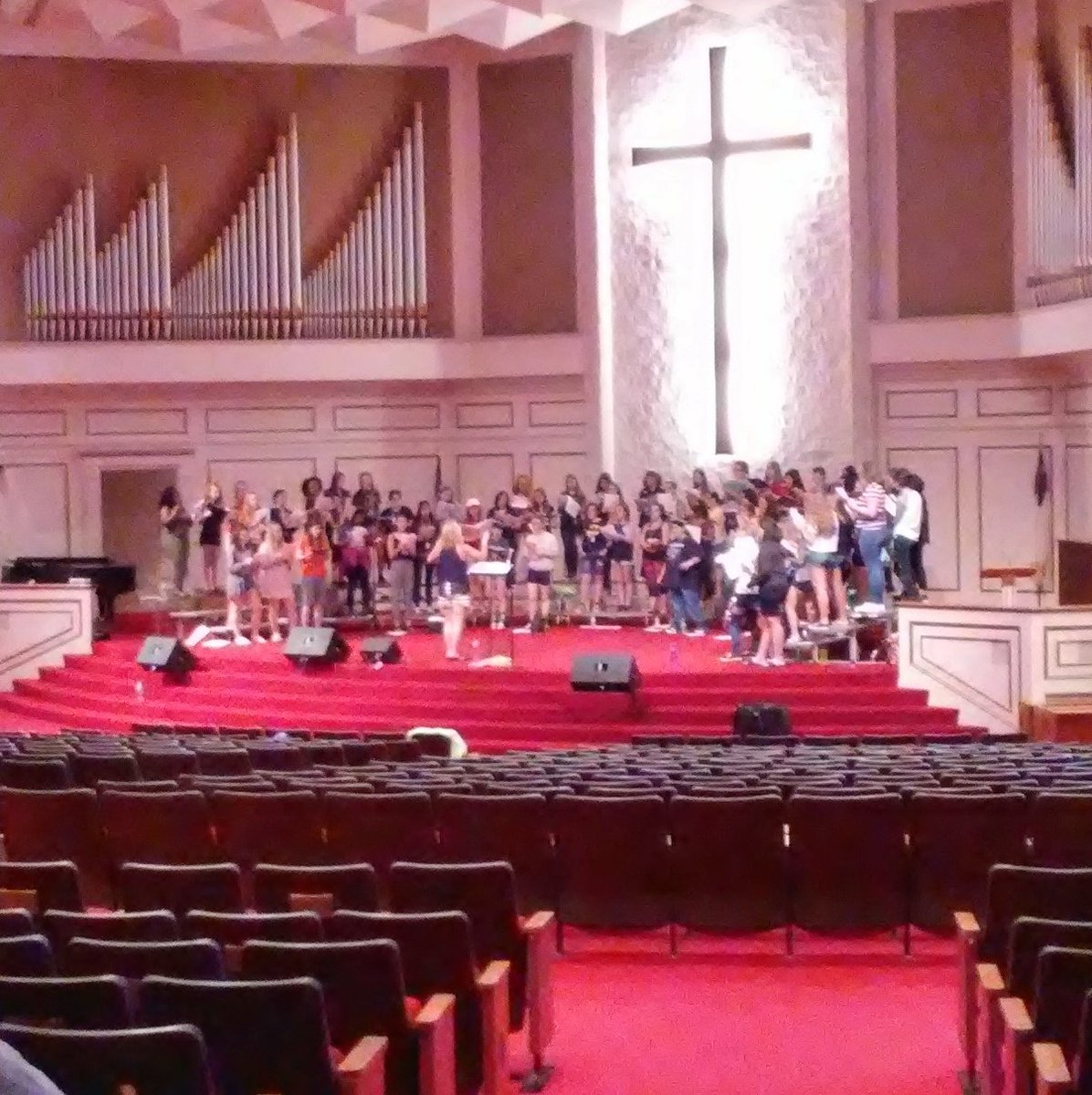 ohxadmin's tweet photo. Women's Chorus!  #OHX17 #MusicIsLife https://t.co/wmIIBwuuVn