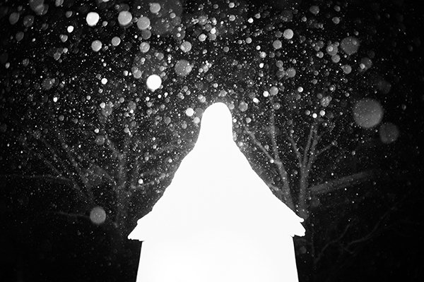 From Silence: Photography by Emil Handke, with an introduction by our own Cheston Knapp 

tinhouse.com/from-silence/