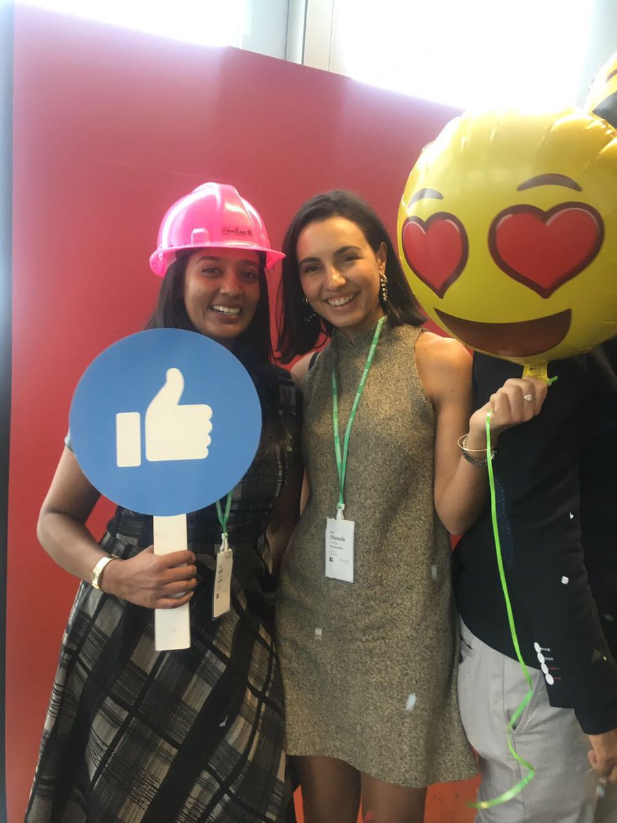 Chantelle_Abreu's tweet photo. And then we popped into the @facebook and @instagram HQ!! Possibly the coolest place on Earth!
#QueensYoungLeaders https://t.co/nKW05UqgWd