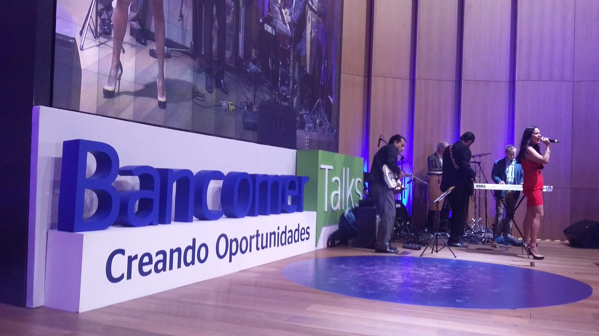 GabyOrnelas5's tweet photo. #BancomerTalks EXCELENTE cierre con grandes músicos. #Rock&Bank @hugodnajera https://t.co/xmSUQifE4W