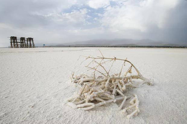__Sterling___'s tweet photo. Iran’s most famous lake is disappearing... 😩
@HassanRouhani
#SaveUrmiaLake
#LakeUrmia https://t.co/tQqWkn0t2S
