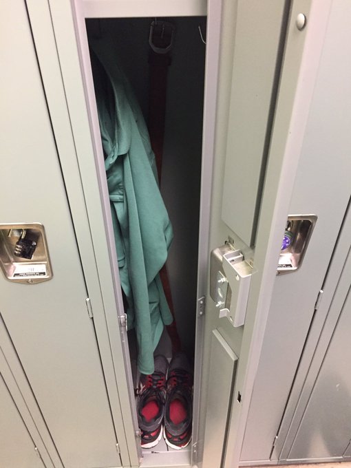 View image on Twitter