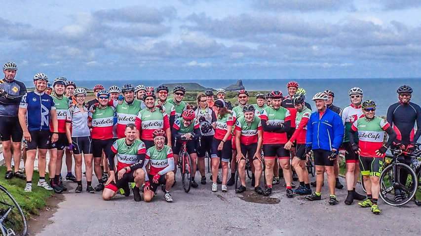 cyclecafe15's tweet photo. Looking back at the last two years what an amazing club we have built  🚵 🚵 and loving the new #teamsky  jersey colors Excellent choice 👌 https://t.co/6Wh3GvemB1