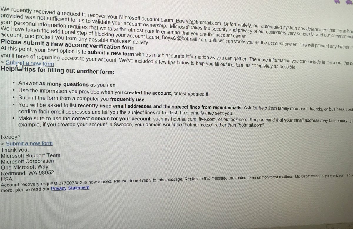 LauraBoyle21's tweet photo. @Outlook hey for some reason couldn't verify my account. This looks fishy - is it defo from hotmail/outlook? Thanks https://t.co/KedSmHDLtA