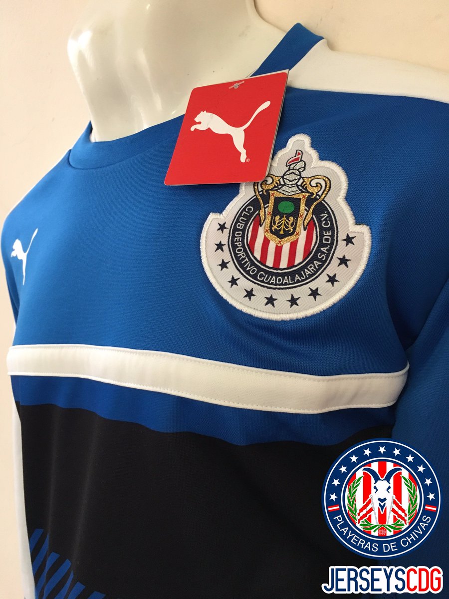 sudadera de chivas puma