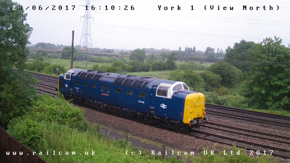 railcamlive's tweet photo. Railcam’s Pick of the Day, 28/06/17.  @55022 @DBCargoUK @DRSgovuk @creweheritage https://t.co/5PEXCEUswI
