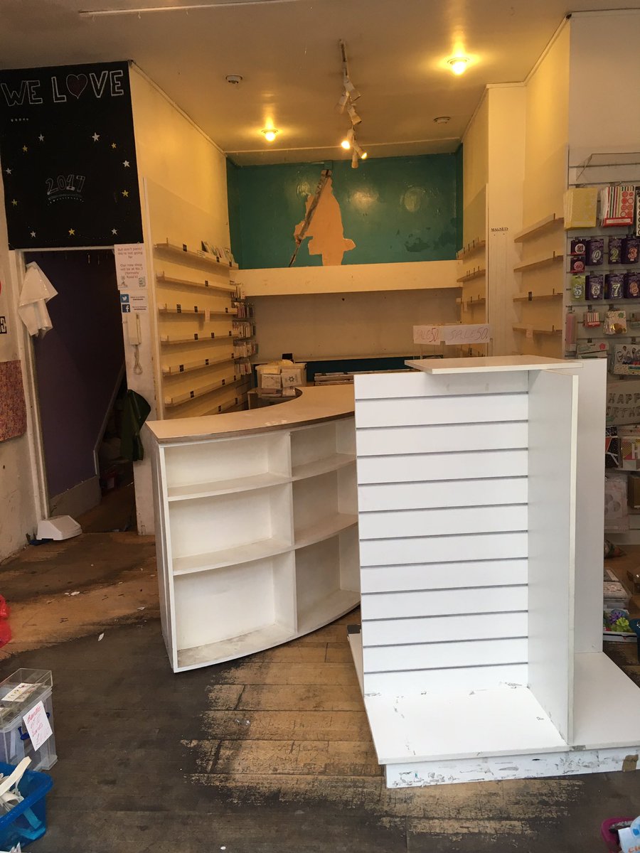 Ebirdcards's tweet photo. The end of an era. So 86 has been our home for 14 years. But now it has ended. Goodbye. Hello number 3! #earlybird #stokenewington #cards https://t.co/mL2NDzgopc