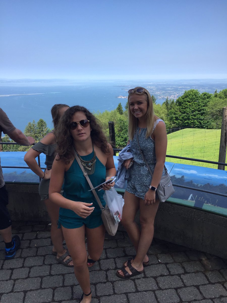 peytonchilton's tweet photo. Happy birthday clementine!!! Thanks for sticking with me since first grade and making Germany more fun😊 can't wait for more GNO's💘 https://t.co/qTEQkox6wY