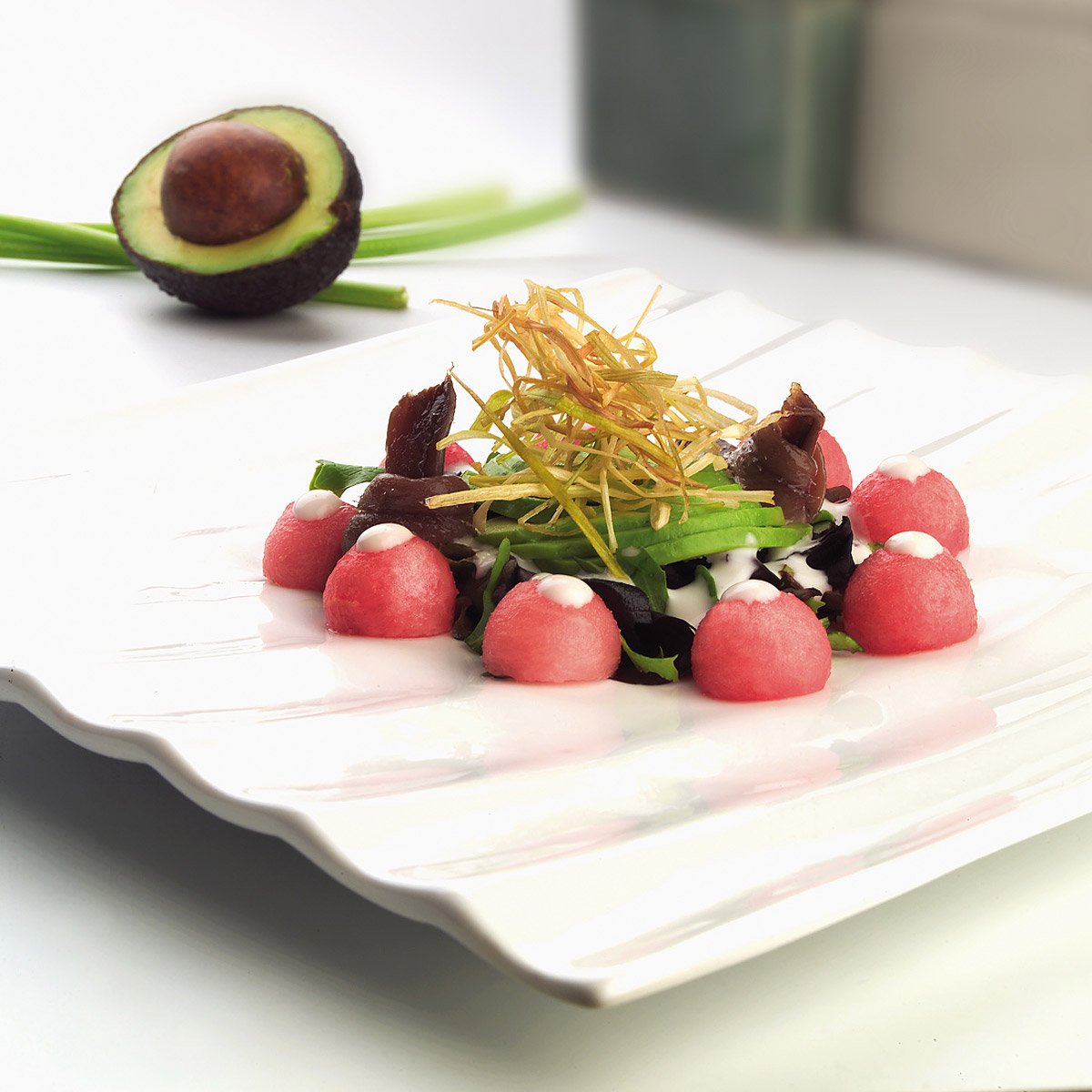 cuponsalud's tweet photo. Que gran idea para #cenar esta noche de #FelizMiercoles, fresca y ligera https://t.co/5sHNI5TWyO vía @telva https://t.co/KlHODs7CNW