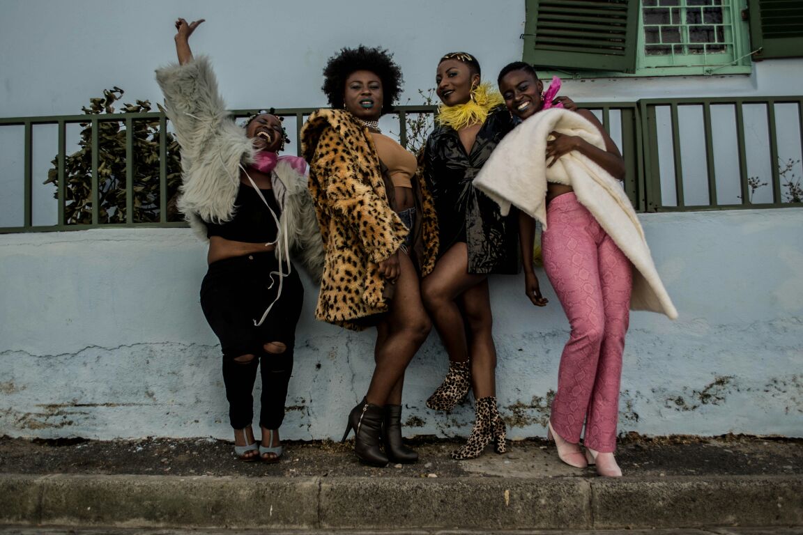 lasawsafrica's tweet photo. Our first magazine coverβ‘β₯β‘ #platformma #friday30th #digitalmedia #DigitalMarketing #socialmedia #BETAwards #saucequeens #selflove https://t.co/hXI6xrCszY