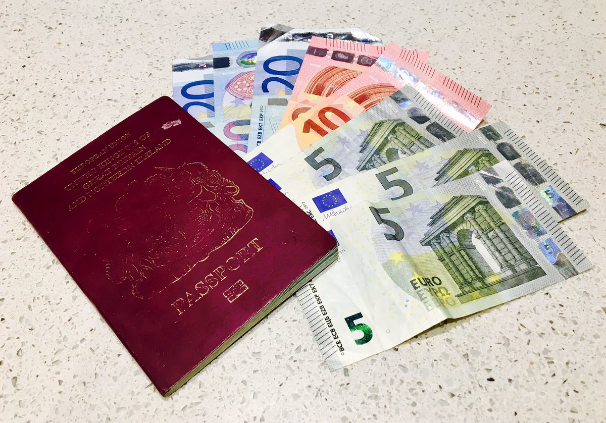 Naji_Darwish's tweet image. Just found €95 with my passport #happy 😀 then 😱 #terrified  thought I'd ran out of passport pages #2left #holiday @ThomasCookUK