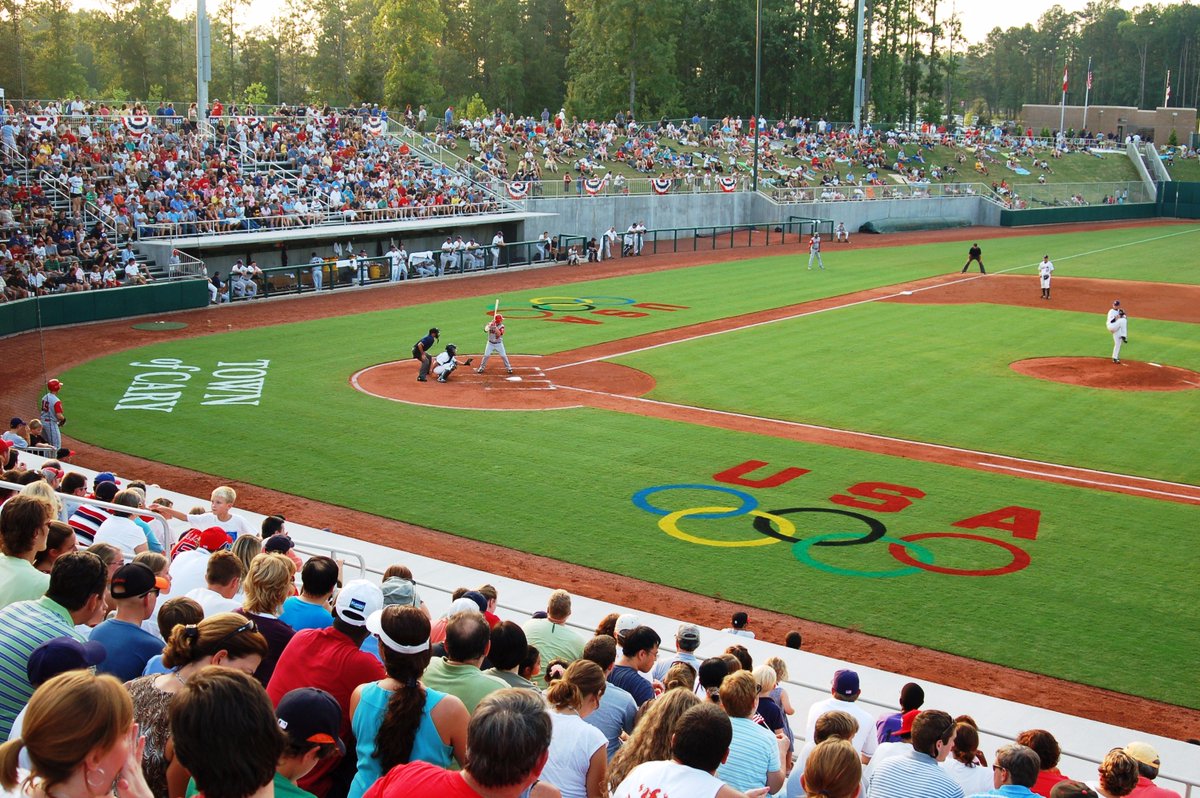 We’ve got lots of family fun planned in #CaryNC this weekend! Baseball, soccer, artists, and more; details at bit.ly/2t1AdeV.