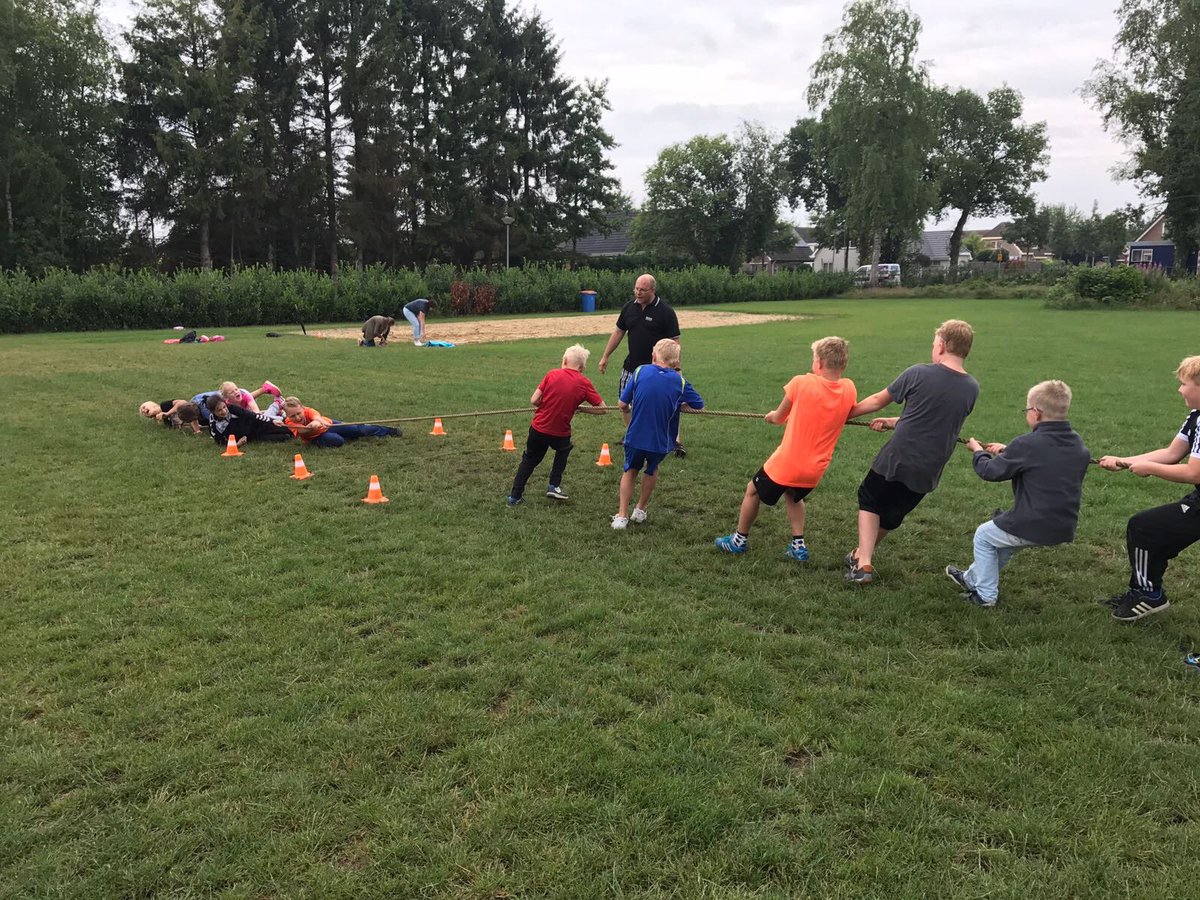 t_Koppel's tweet photo. Sportdag groep 5-8⛹🏻⚽️🏃 https://t.co/wjXojVasfN