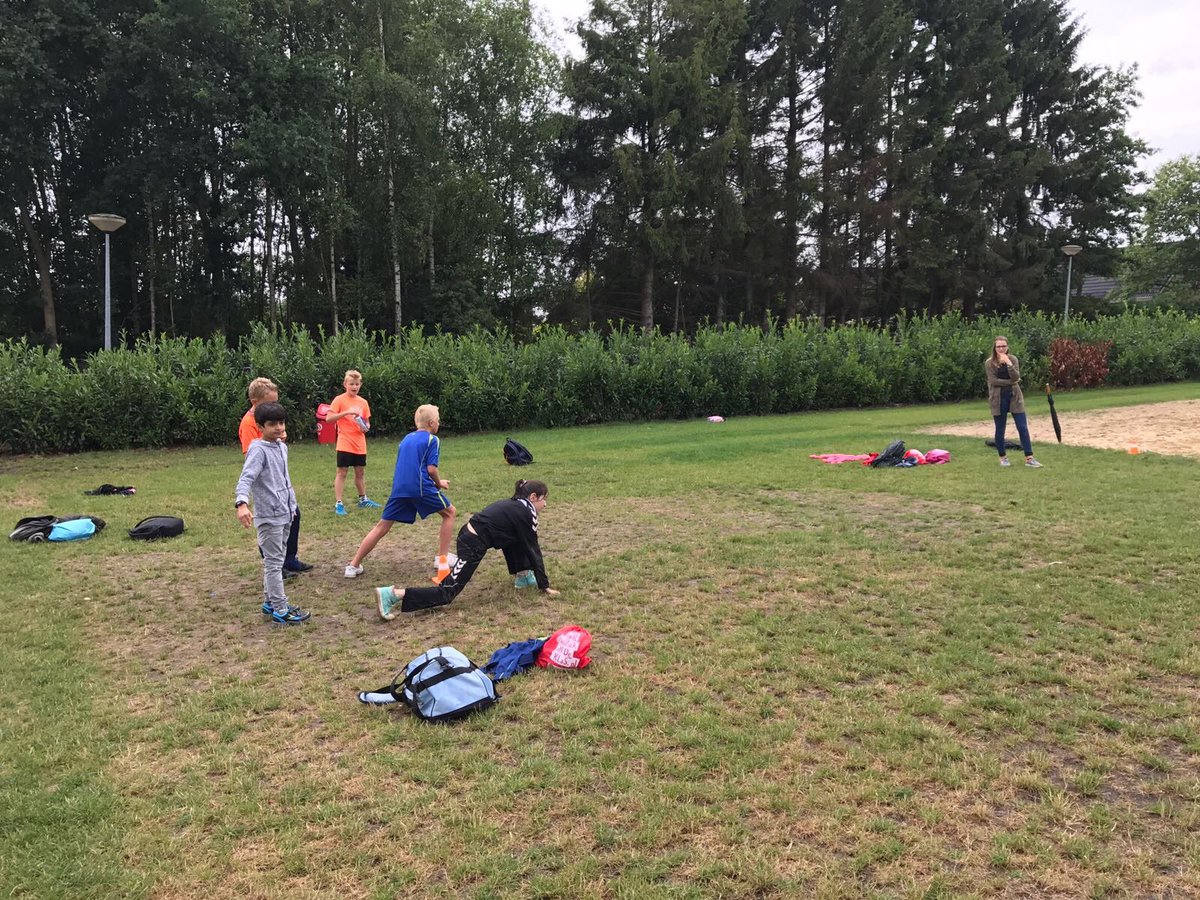 t_Koppel's tweet photo. Sportdag groep 5-8⛹🏻⚽️🏃 https://t.co/wjXojVasfN