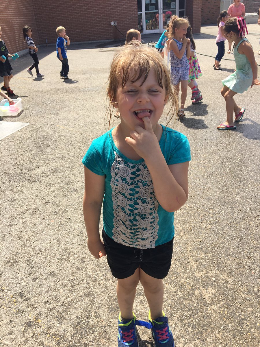 HPkindies103's tweet photo. Water day!!!  Finally!! https://t.co/bXykf8vjuB