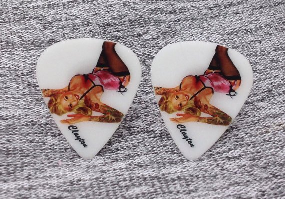 ILoveRandR's tweet photo. Pinup Guitar Pick Cufflinks-Tattooed Blonde #Pinup #ILoveRockandRoll https://t.co/Il1HH6xx1F https://t.co/mqDAy0Mttx