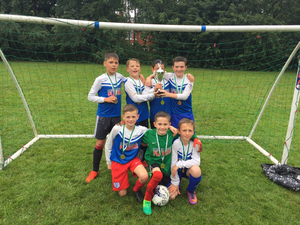 ButtonLane_'s tweet photo. #champions 3-1 in the final! Well deservedโฝ๏ธ๐#buttonlane https://t.co/I9S7tbzHVc