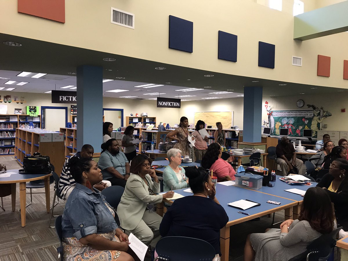 connorplconnor's tweet photo. First day of our award winning LEAP Program #spsproud https://t.co/DDpMHjvPUp