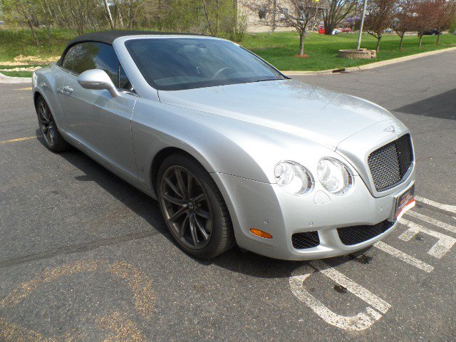 MplwdAutoMall's tweet photo. Get in style! - 2011 Bentley Continental GTC Speed 
#maplewoodautomall https://t.co/wXmA3341jV