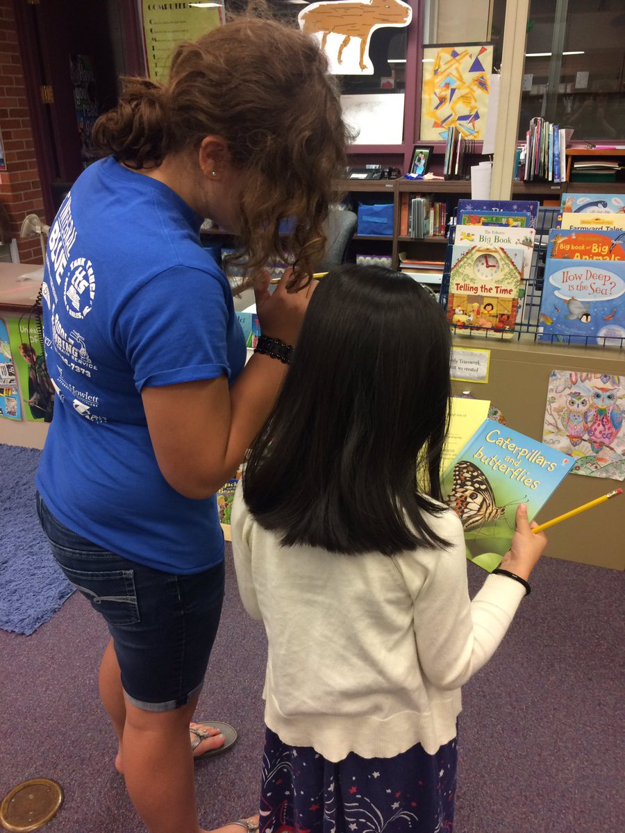 Working on a scavenger hunt during our open library hours. Thanks Mrs.Delage for organizing this! <a href="/roadrunnersrule/">Lessenger Elementary</a> #WeareLamphere