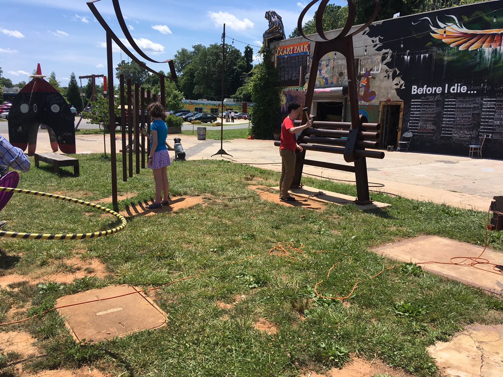kswilkens's tweet photo. Had a great time checking out @IXArtPark &amp; @Tinkersmiths today with @StAnnesBelfield #techcamp https://t.co/HNS096Lp2i