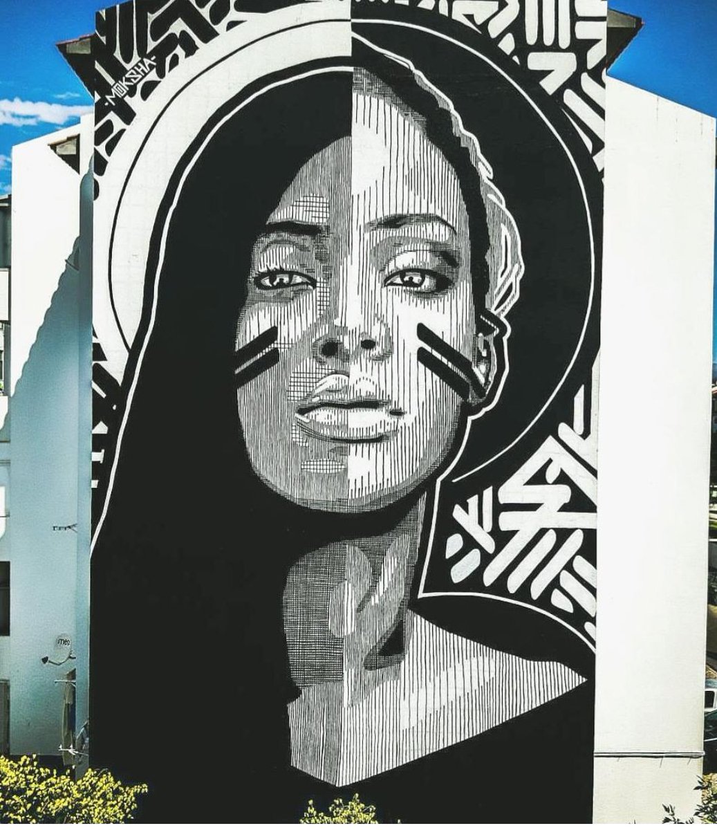 'black or white' by #huariu in #cascais #portugal #art #streetart #contemporaryart #street #streetphotography #urbanart #urbanwalls