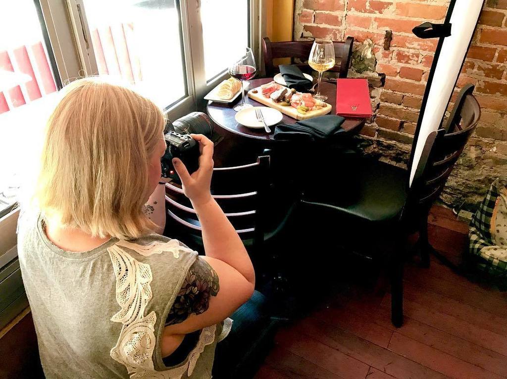 VintageWineBar1's tweet photo. Check us out in the #spring #summer issue of @cravemagazinepa !! #foodphoto #cravemagazine #visitphilly #vintagesy… https://t.co/7IuiVvMrEj https://t.co/fCSRxQdHLL