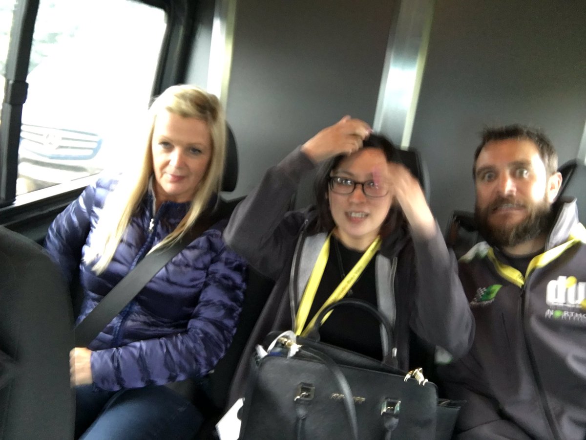 Helena_Barras's tweet image. Ok @RobertoAustini I get I'm not the driver you are, but any need for that look of terror when I'm about to take us off-road?! #VEL2017