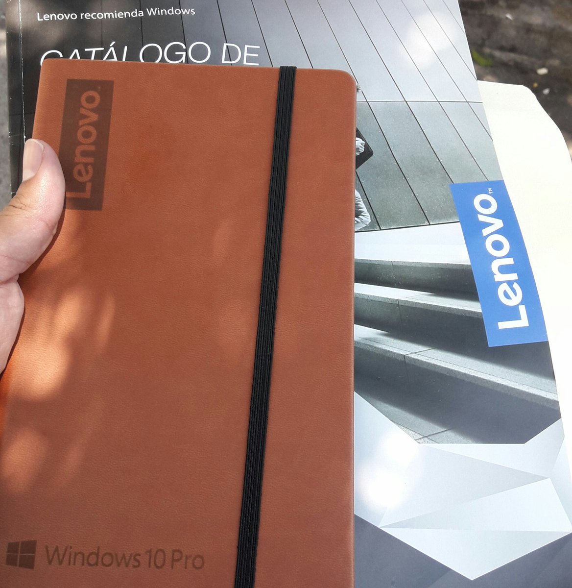 BitQuery's tweet image. #NoTengasMiedoDe contactarnos. Somos distribuidores autorizados Lenovo y Hp Enterprise. Twitteanos para ayuda en computo. #FelizMiercoles