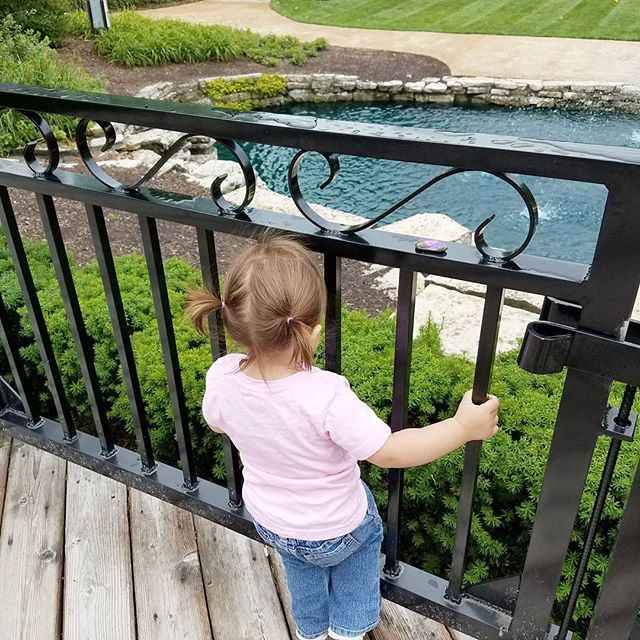 Humble_Penguin's tweet photo. Who is this tiny teenager and where did my itty bitty baby go?! . Fun times exploring our hometown today, and… https://t.co/iiJYFh1dXl https://t.co/qy2KxtbwqY