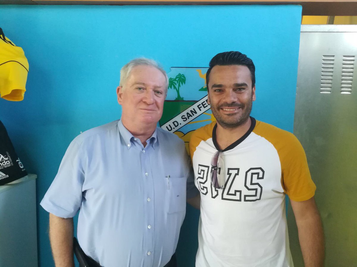 UDSANFERNANDO2's tweet image. nuevo entrenador del Juvenil Preferente, que tendra rlobjetivo subir a división de honor, siempre con humildad! BIENVENIDO ADAY! ⚽️💙