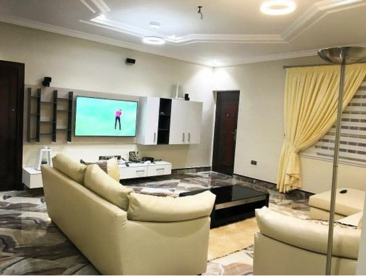 FF @sellyinteriordecor on IG and on FB @ Selly Interior Decor  or email at  sellyinteriordecorgh@gmail.com
Call:+233260959778/+233264442027