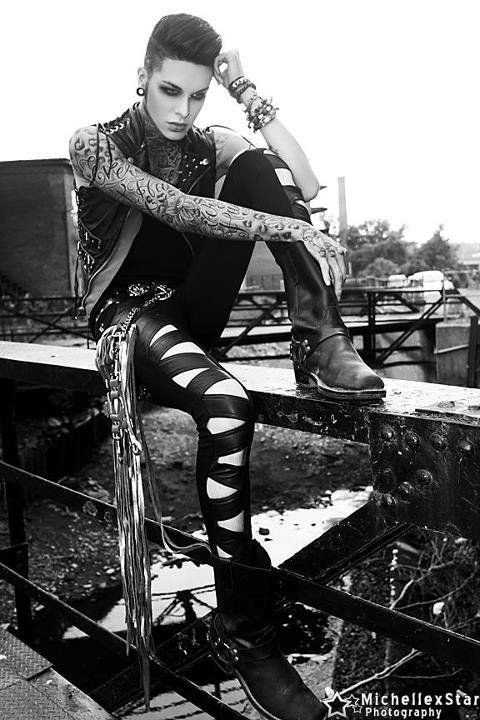 ☄Nicholas Scott (@chaoticthrills) on Twitter photo 