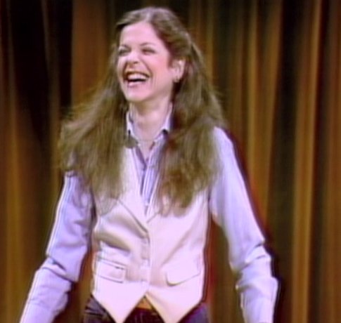 Happy birthday to the late great, Gilda Radner. She would have been 71 today. 