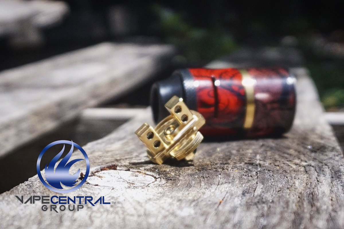 VCGVapes's tweet photo. Custom iJoy Combo RDTA Tank
https://t.co/vQZQxhgNcx
If you can imagine it, we can paint it or engrave it!

#coilporn #rdta #vape https://t.co/3ai8efyb1f