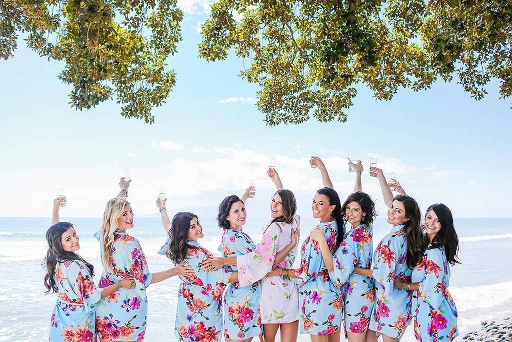 BDWandE's tweet photo. It wouldn't be a wedding without your besties by your side! | Venue: Olowalu Plantation House | Photography: @love… https://t.co/S6YSKjWVJu https://t.co/ei03rcfXJG