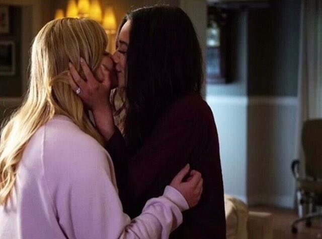 isthatamyjane_x's tweet image. I've waited 7seasons for #Emison babies😍😭 @SashaaPieterse @shaymitch @imarleneking 👶🏼👶🏼#EMISONENDGAME ❤️💛💚💙💜