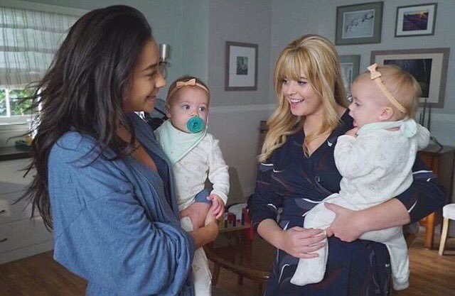 isthatamyjane_x's tweet image. I've waited 7seasons for #Emison babies😍😭 @SashaaPieterse @shaymitch @imarleneking 👶🏼👶🏼#EMISONENDGAME ❤️💛💚💙💜