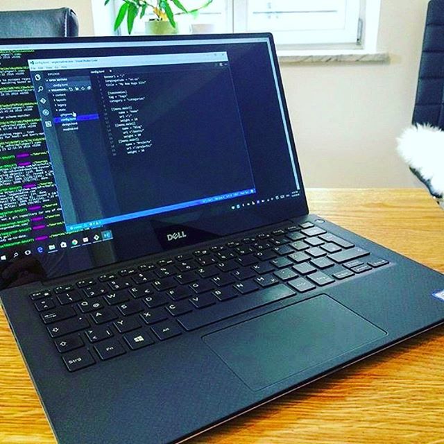 aao_jugaad_kare's tweet image. Reposting @robomaniaxtech:
.
#coderworlds #developer #computing #computer #python #geek #technology #sql #php #programmer #coding #jav...
