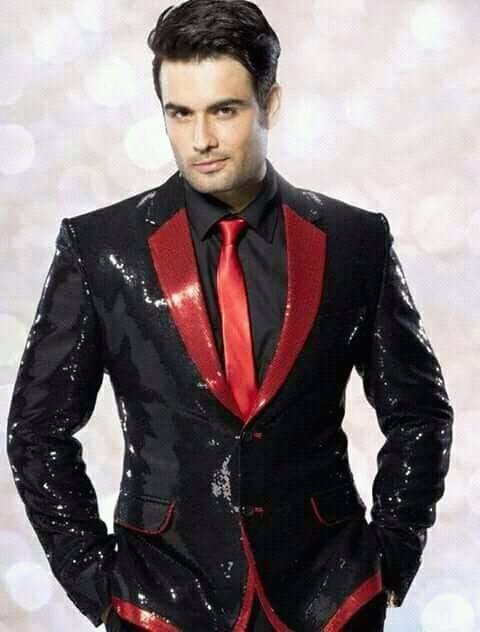   Happy birthday vivian dsena the most handsome man in the world love you 