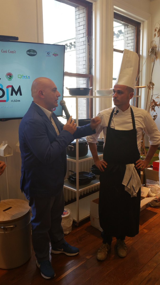 lsdm_official's tweet photo. Alessandro Rapisarda, di Cafe' Opera di Recanati, introdotto da Albert Sapere, presenta a #LSDMNY il piatto vincitore di Coltiviamo Talenti https://t.co/cNPN47qVUt