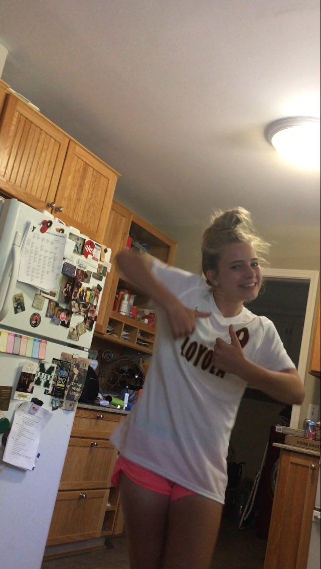 hrward14's tweet photo. I think Madeleine is excited about verbally committing!! Super proud of my cousin bestie, Loyola is lucky to have you! #goramblers 🐺 https://t.co/TxtTXhY4A8
