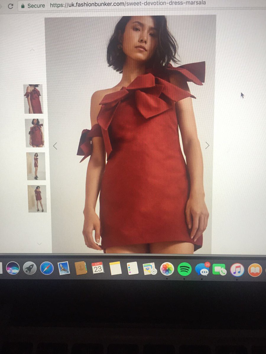 KatestapletonXx's tweet image. Our poor meg 😭😭😂😂 @megan_humphreys don't order ur prom dress online 🙂😂