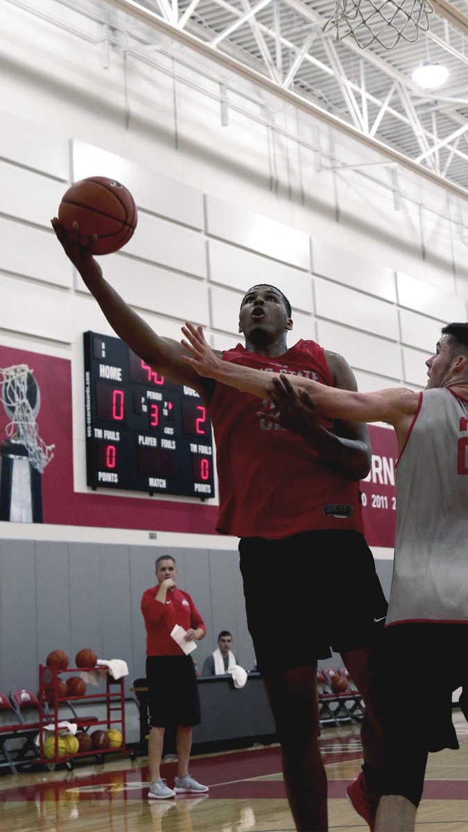 OhioStateHoops's tweet image. Putting in work on a Wednesday. It's only the beginning. 💪🏽 #GoBucks