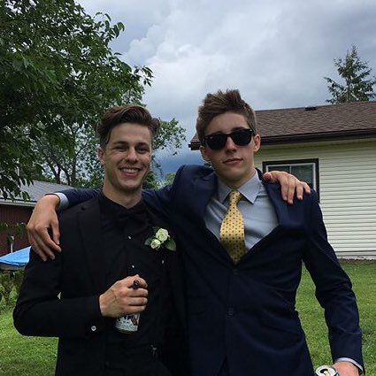 DevostDylan tweet picture