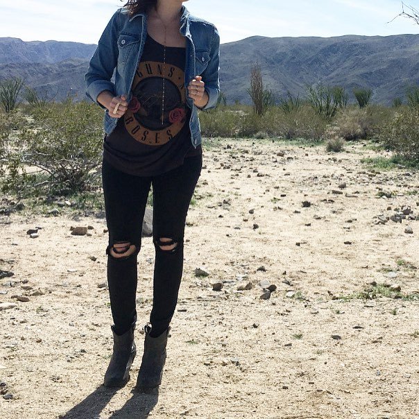 doxahlogy's tweet photo. The Tail Necklace does Joshua Tree ๐ต|| 40" - $42 || #wearUniquely #multiplesLine https://t.co/7cxnESXJOi https://t.co/ixmNJB0g6t