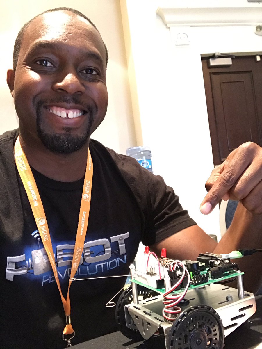 Taegot's tweet photo. Had a great time at the @CIC_NICERC #edf2017. Thanks for the classroom set of @ParallaxInc #Boebots #@StCharlesHS @CTECharles #CSforAll https://t.co/X7XSY2pjaF