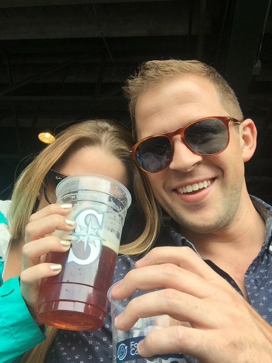 BurchNdestroy's tweet photo. Where the grasshoppers at? #WhereIRoot #Mariners #findyourpyramid https://t.co/wtNFmAFd0q